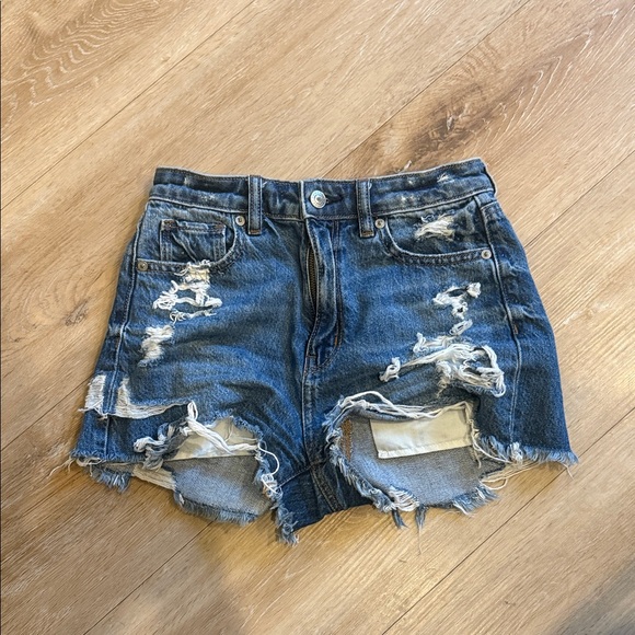 American Eagle Outfitters Pants - American eagle mom short